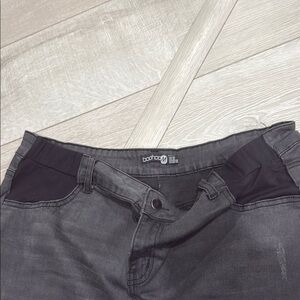 Boohoo Maternity Gray Jeans with Elastic Waistband and Matte Finish